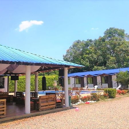 Cabanas El Saman Villavicencio Apiay Exterior foto