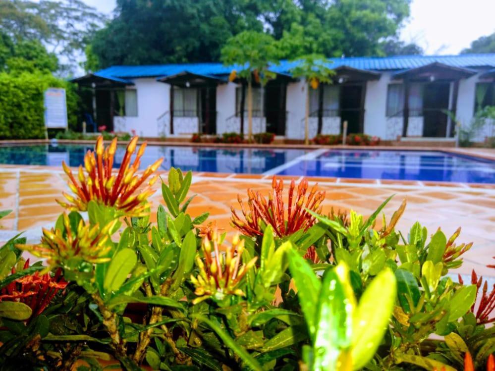 Cabanas El Saman Villavicencio Apiay Exterior foto